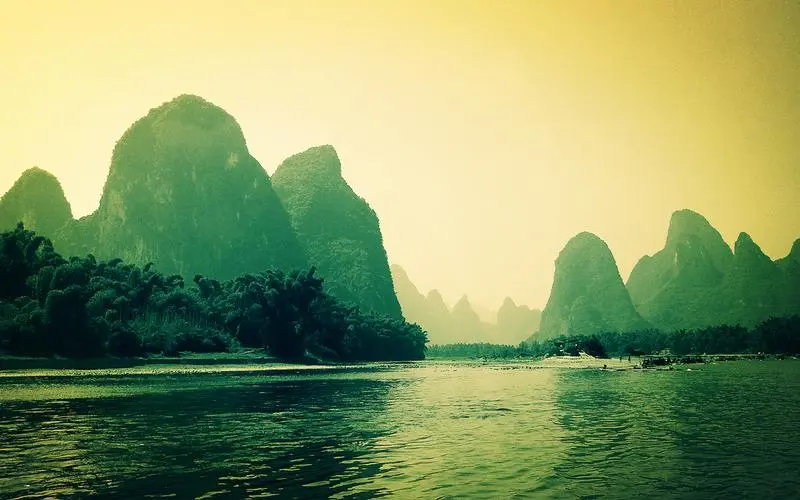 精密工业新型